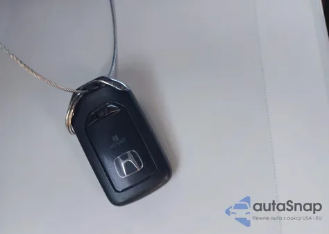 2018 Honda Odyssey Touring из США, поврежденный, VIN 5FNRL6H87JB058038